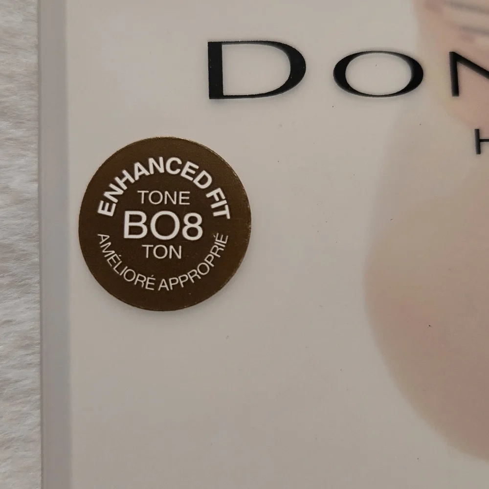 Donna Karan New York The Nudes Tone B08 Medium Control Top Enhamced Fit A19 New